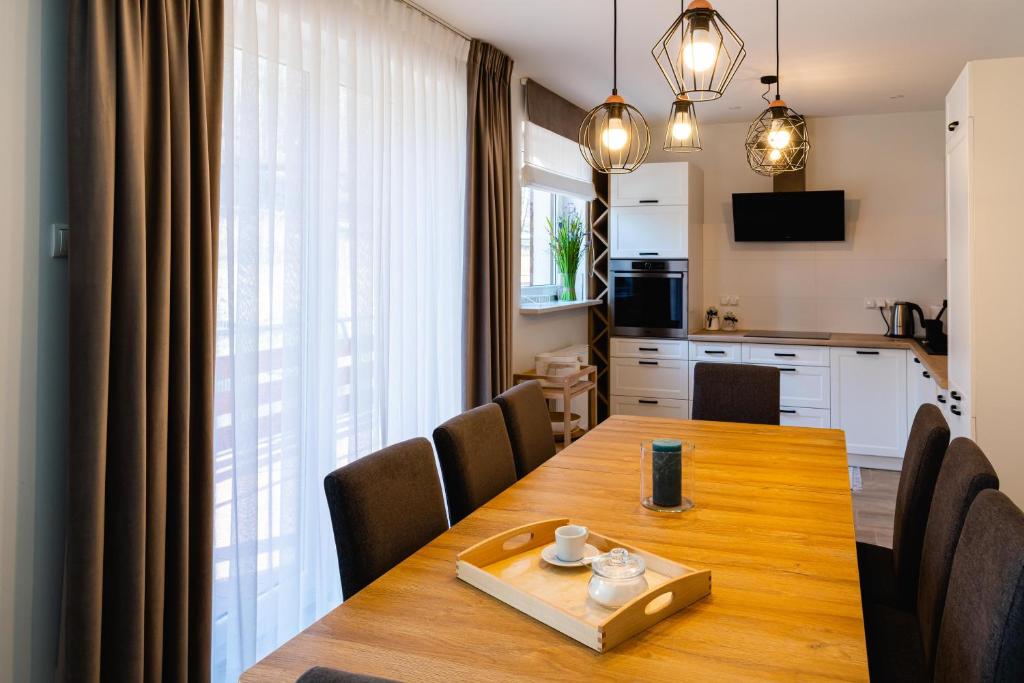 Kuchyňa alebo kuchynka v ubytovaní Apartamenty Wczasowa