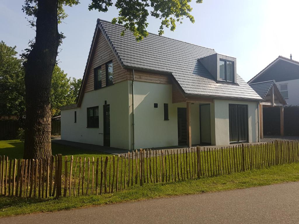 Budova, kde se prázdninový dům nachází
