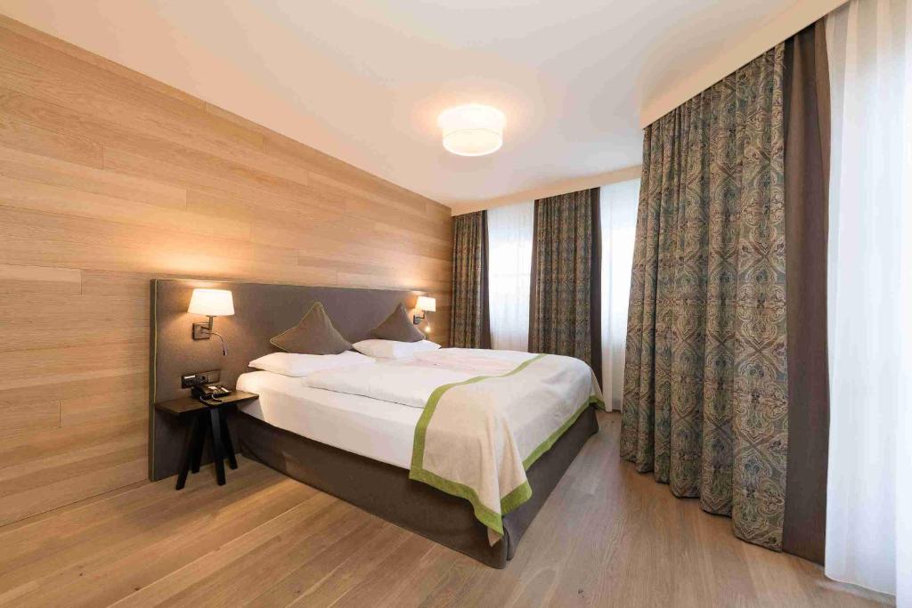 Posteľ alebo postele v izbe v ubytovaní Alpeiner - Nature Resort Tirol