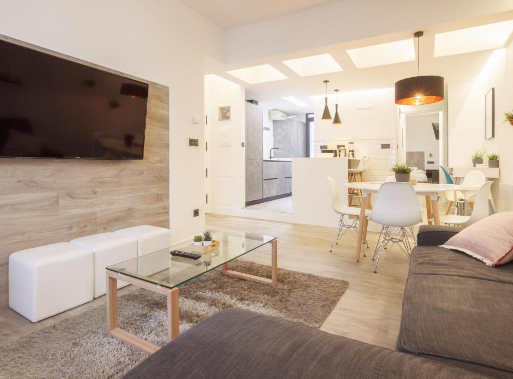 Kuchyň nebo kuchyňský kout v ubytování Mirasol Vivienda Turística en Bilbao La Vieja