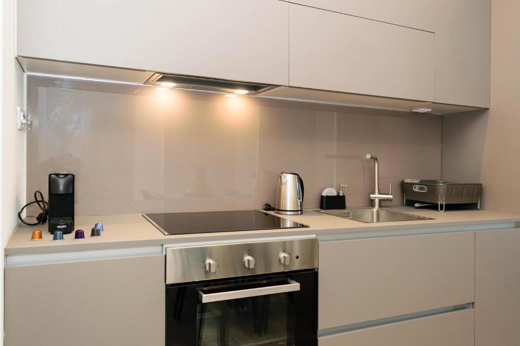 Xenios Dias Luxury Apartments With Sea View - 10