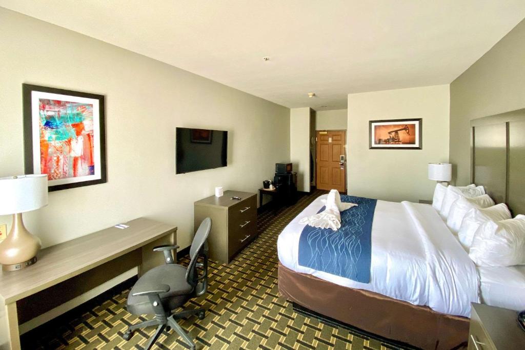 Comfort Inn Owasso – Tulsa - Habitación Con Cama Extragrande - No Fumadores