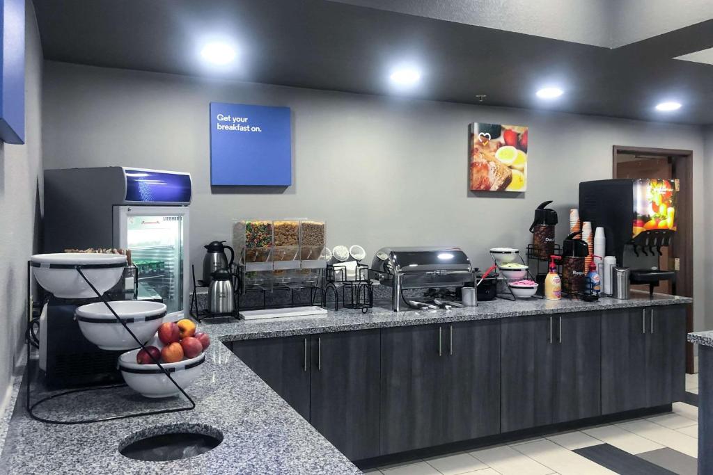 Comfort Inn Owasso – Tulsa photo