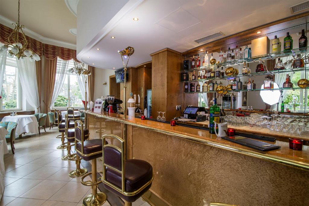 Lounge nebo bar v ubytování Bristol Vila Tereza