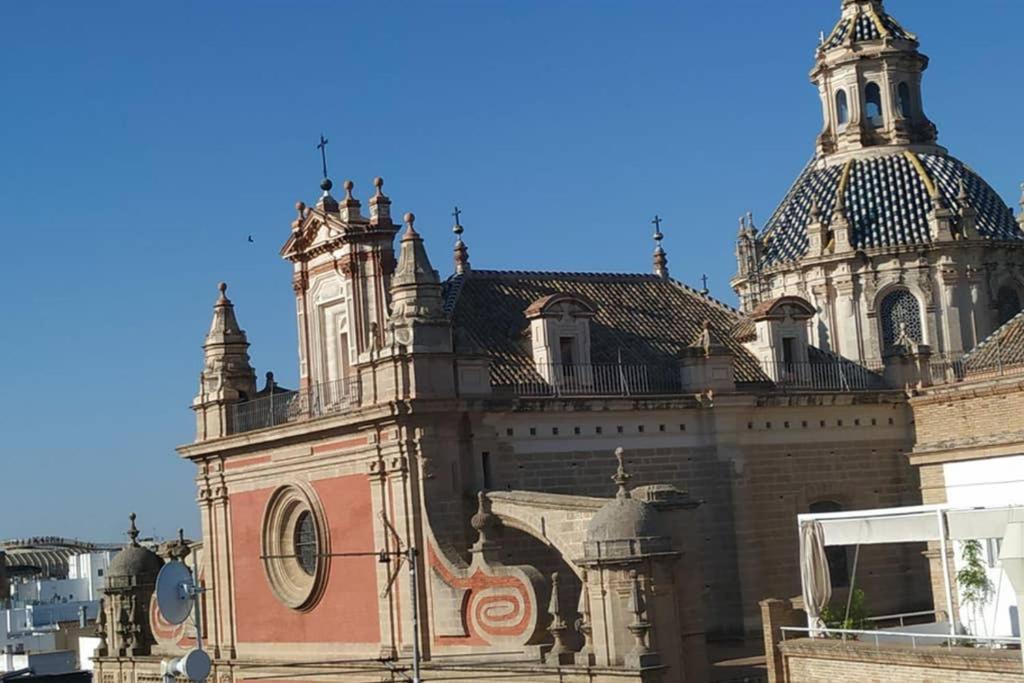 Bed and Breakfast CASA LASTRUCCI-1, Seville, Spain - Booking.com