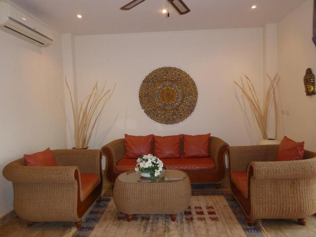 Tropicana Beach Villa at VIP Resort - Villa Com Piscina Privada