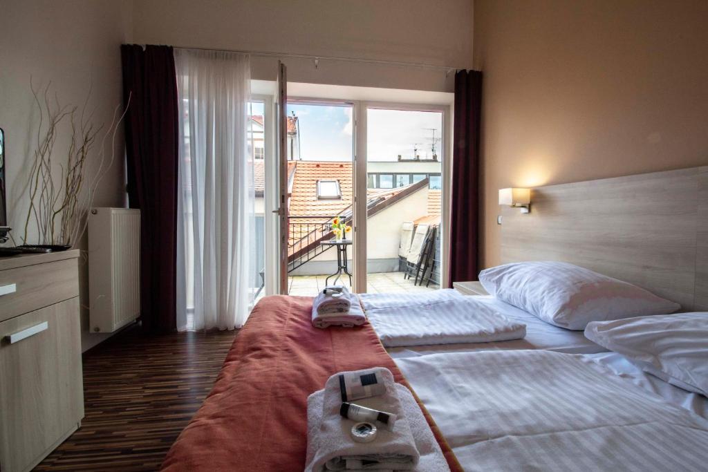 Residence U Černé Věže České Budějovice - Apartamento De Dos Dormitorios