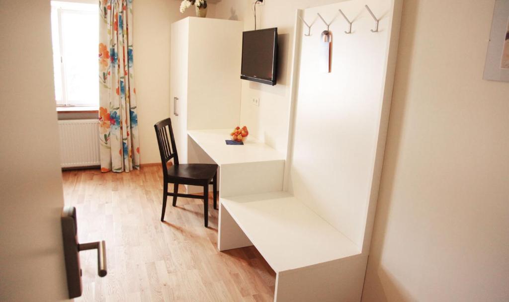 Pension Kranzmayr - Single Room
