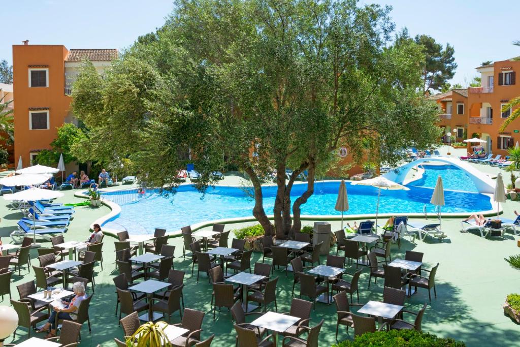 Piscina en o cerca de HSM Club Torre Blanca