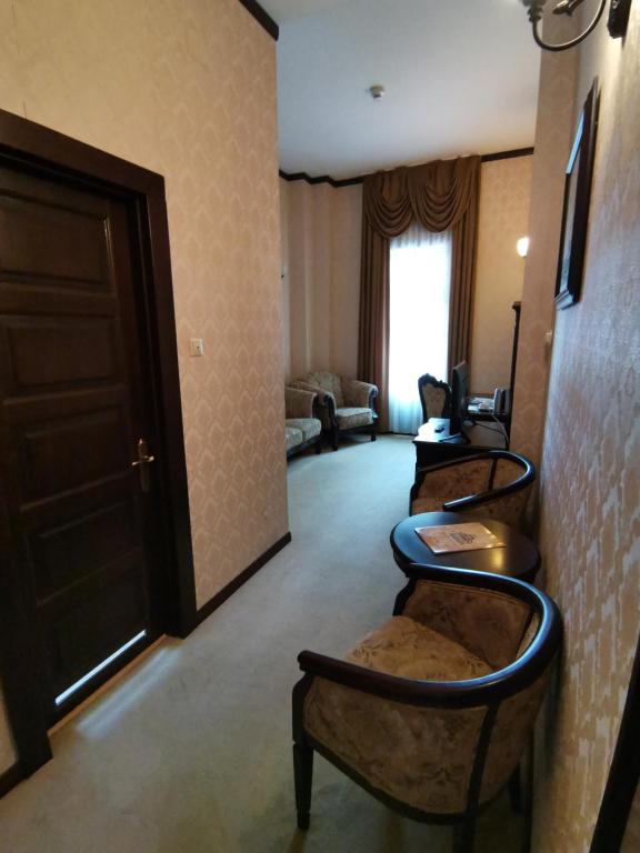 Hotel Carol - Resim 27