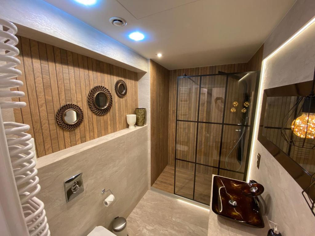 Kúpeľňa v ubytovaní P&J Luxury Apartments