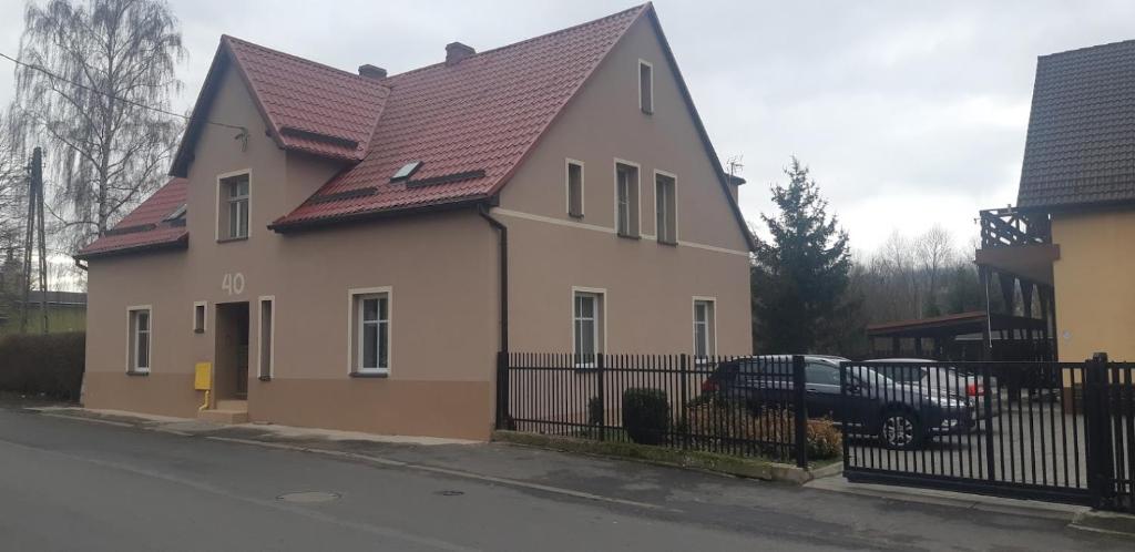 Budova, v ktorej sa apartmán nachádza
