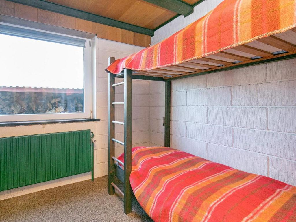 Postel nebo postele na pokoji v ubytování 6 person holiday home in Ulfborg