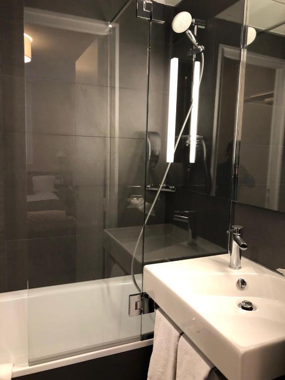 Hôtel Charing Cross - Resim 35