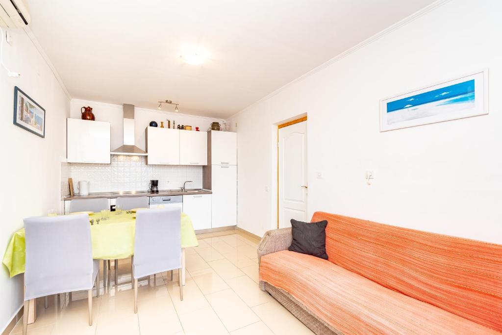 Kuchyň nebo kuchyňský kout v ubytování Apartments Peco