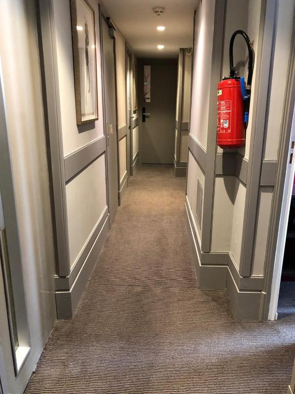 Hôtel Charing Cross - Resim 36