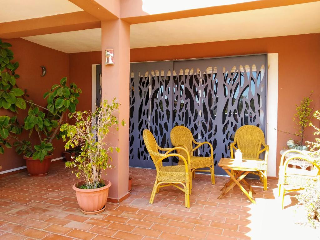 Patio nebo venkovní prostory v ubytování Villa Cala Pi Family
