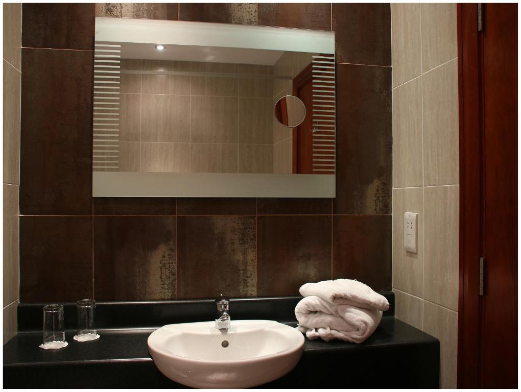 Blanco's Hotel - 