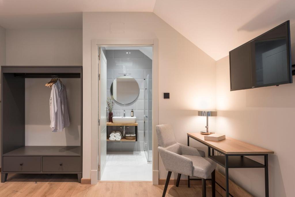 Rías Altas - Hotel Restaurante, Barreiros – Updated 2022 Prices