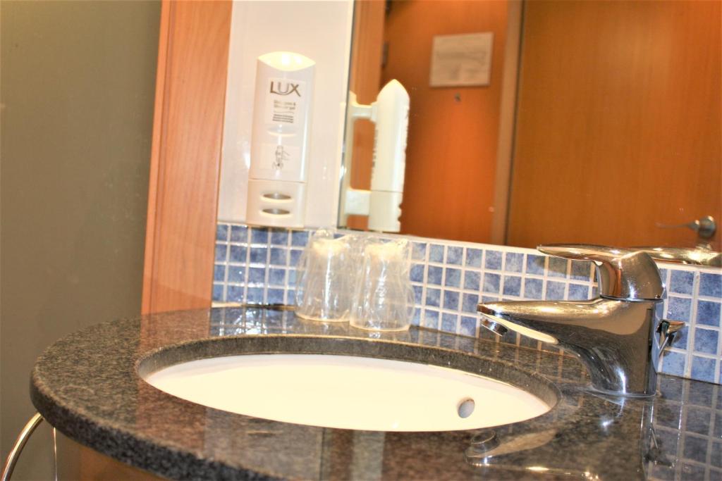 Holiday Inn Express Molins de Rei, an IHG Hotel, Molins de ...