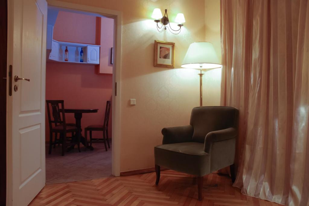 Central Apartments Lviv - Studio - Doroshenka Street 31