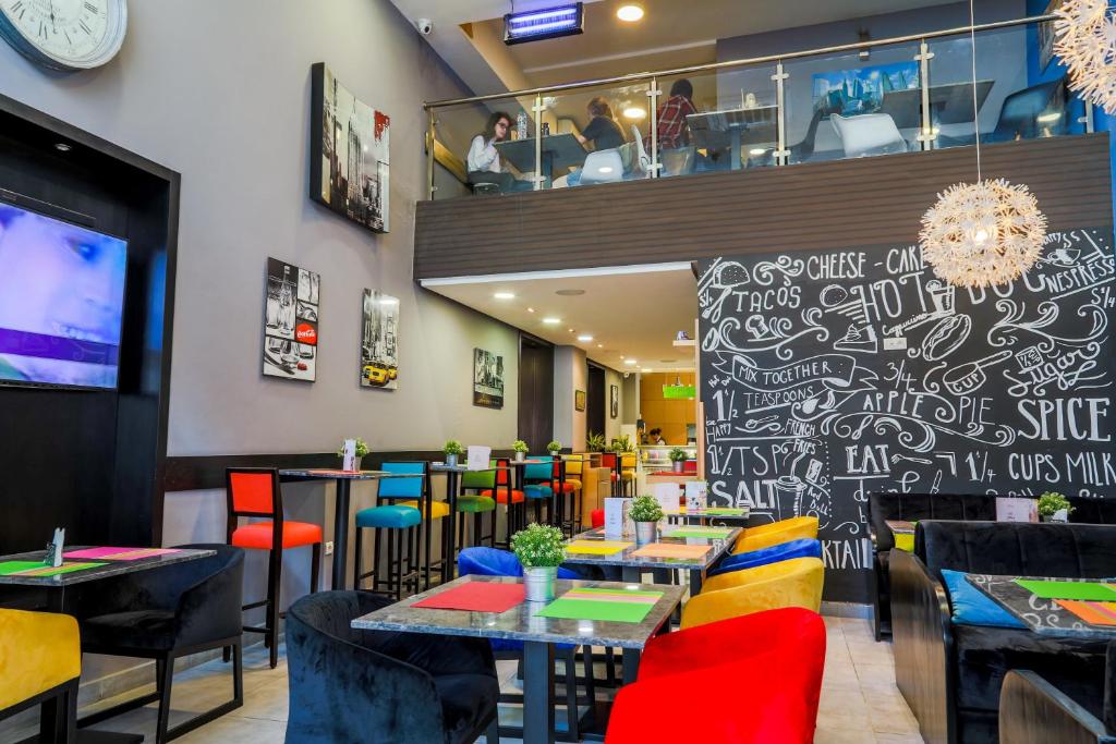 Posezení v ubytování RENT-INN Suites Hotel
