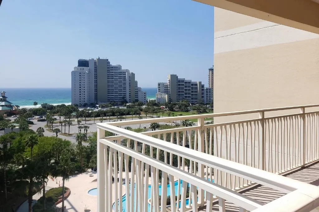 Sandestin - Luau, Destin (FL), United States