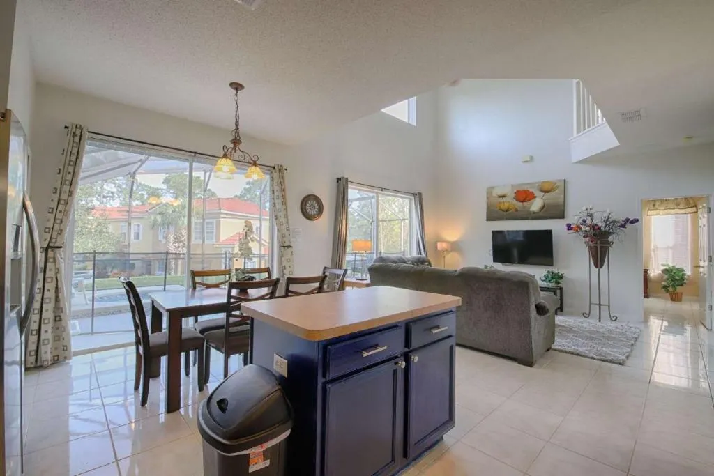 8490 Emerald Island, Kissimmee, Statele Unite ale Americii