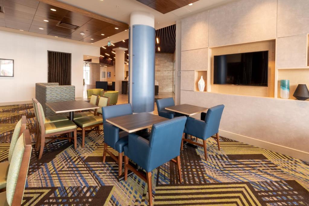 Holiday Inn Express & Suites - Saskatoon East - University by IHG - Resim 40