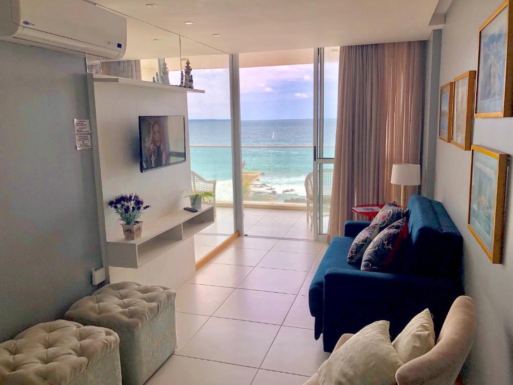  Apartamento Frente Mar na Barra em Salvador - Edf Expresso 2222