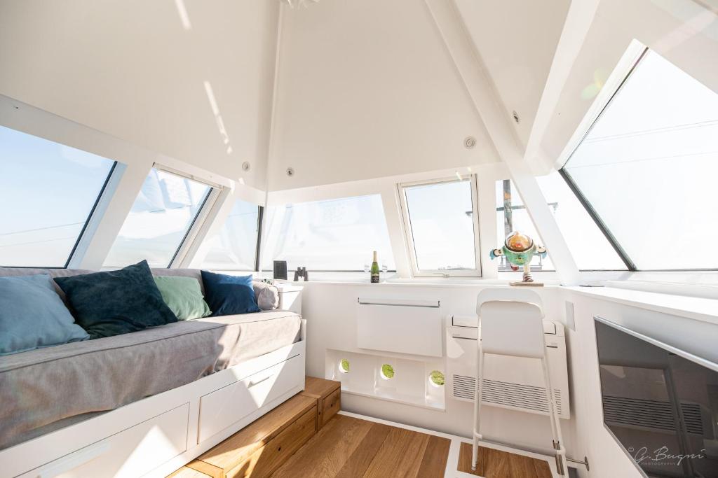 Posezení v ubytování Logement insolite La tour de Larbuisson