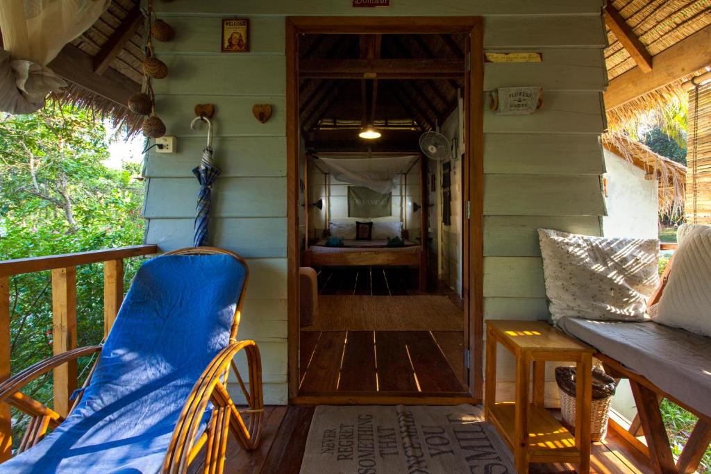 Posezení v ubytování Retro Kampot Guesthouse