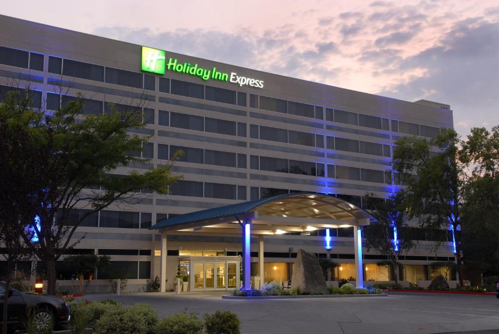 Gallery image of Holiday Inn Express Boise Downtown, an IHG Hotel in Boise