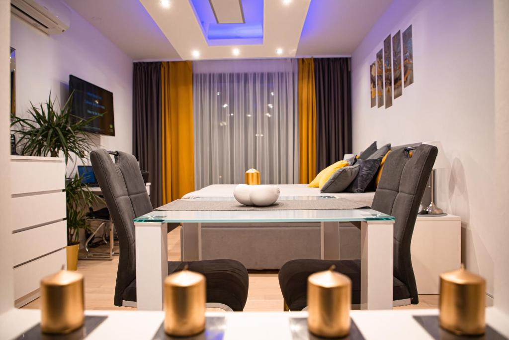 Część wypoczynkowa w obiekcie Alpha apartment