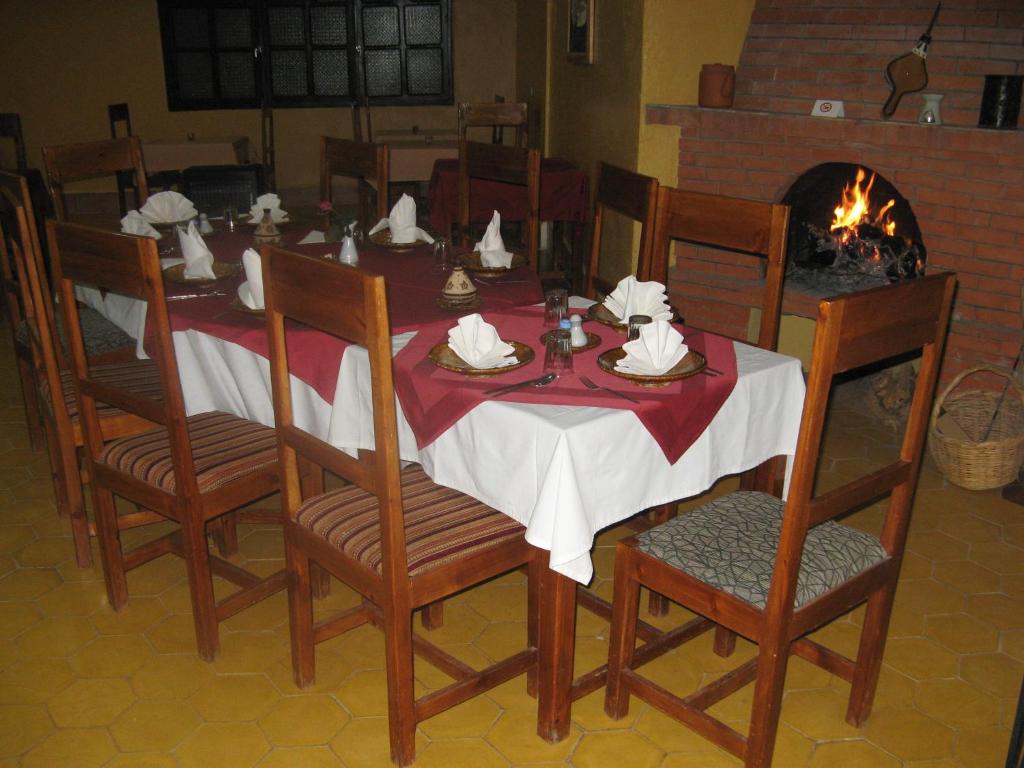 Restaurace v ubytování Auberge Tinit