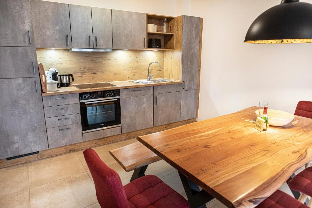 Ferienwohnungen "Zur Wally" - 10