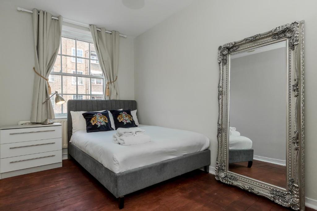 Central London 2 Bedroom Newly Refurbished Apartment in Waterloo