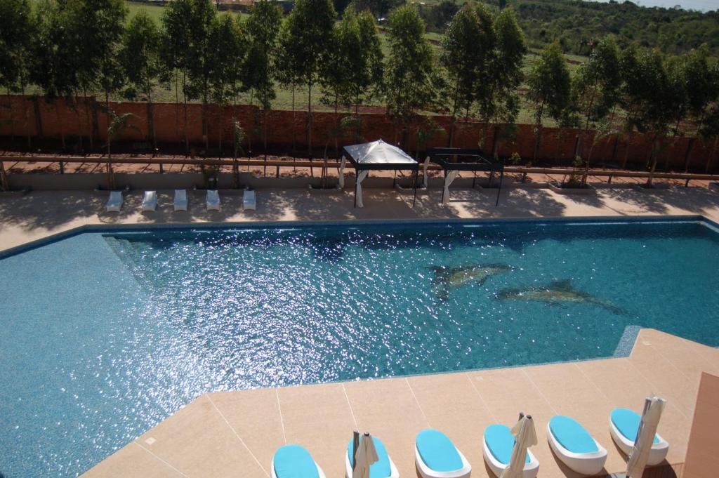 Bassein majutusasutuses Nobile Hotel Convention Ciudad Del Este või selle lähedal