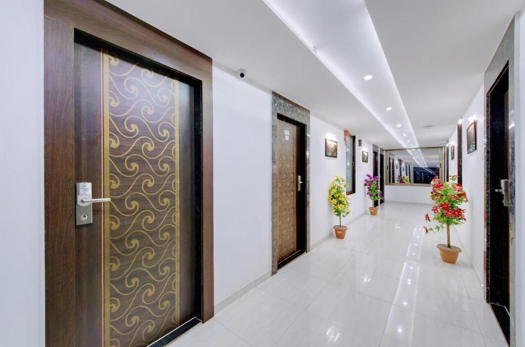 Fotografie z fotogalerie ubytování HOTEL SHITAL INN v destinaci Ahmadábád
