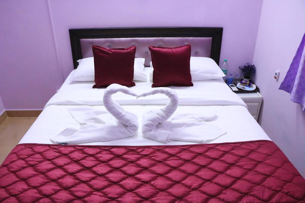 Postel nebo postele na pokoji v ubytování Hotel NKC Airport