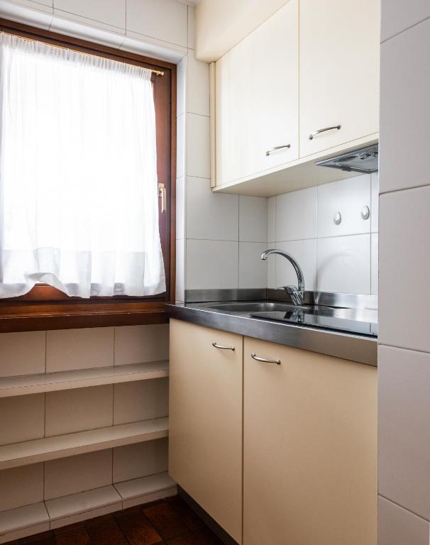 Cucina o angolo cottura di Residence Contrin