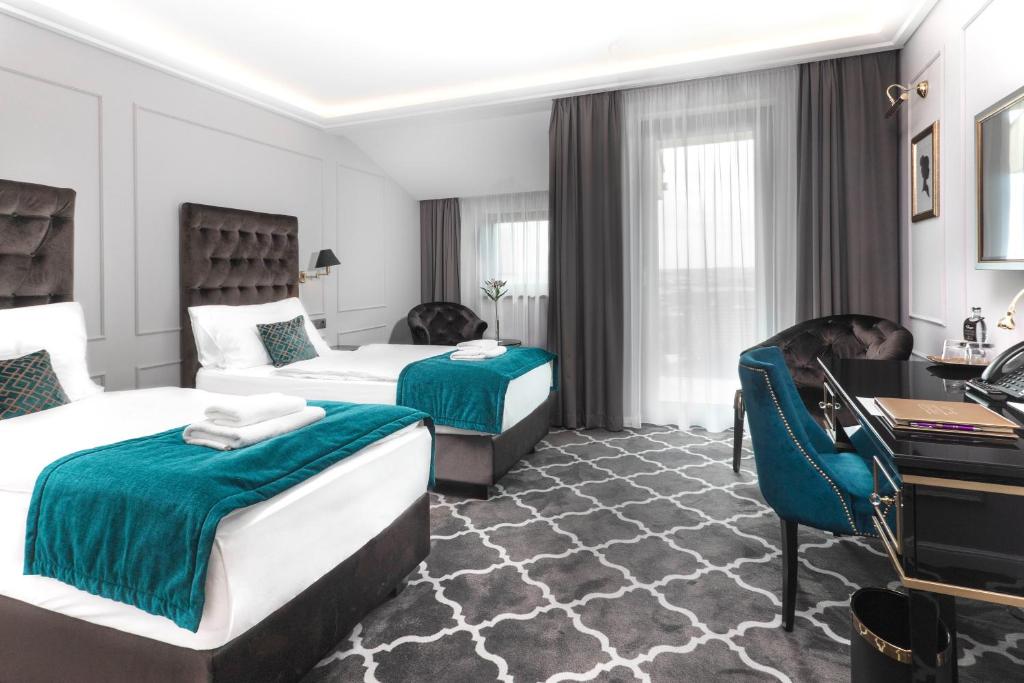 
Superior Room with Balcony
