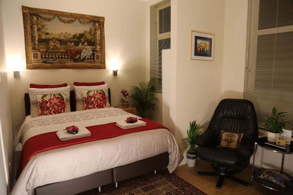 Antonius Bed and Breakfast - Deluxe Double Room With Garden View