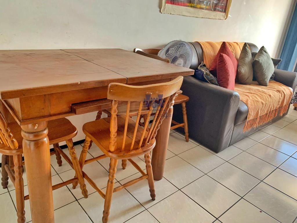  Apartamento com 2 quartos e vista para o mar