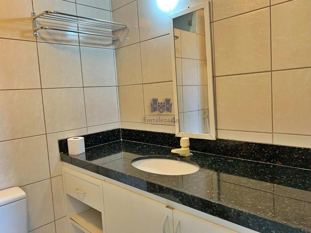  Apartamento com 2 quartos e vista para o mar