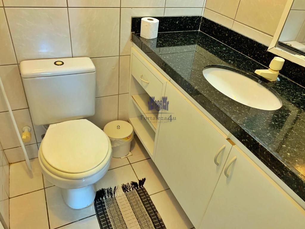  Apartamento com 2 quartos e vista para o mar