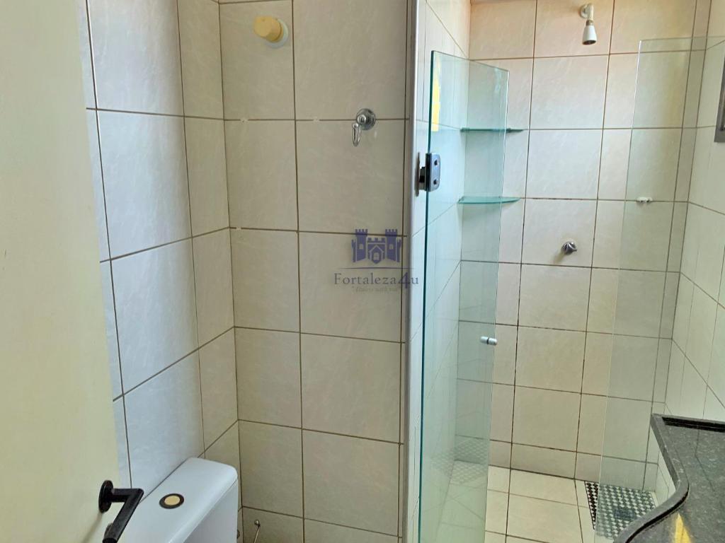  Apartamento com 2 quartos e vista para o mar