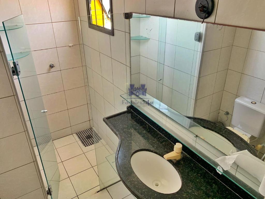  Apartamento com 2 quartos e vista para o mar