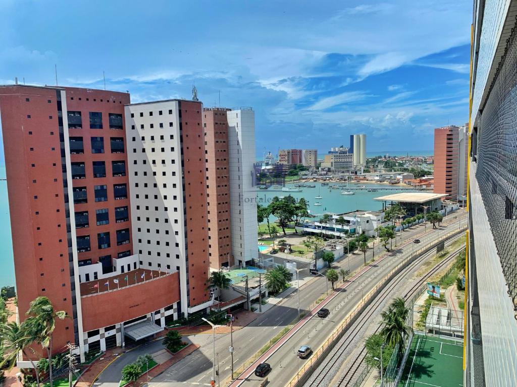  Apartamento com 2 quartos e vista para o mar