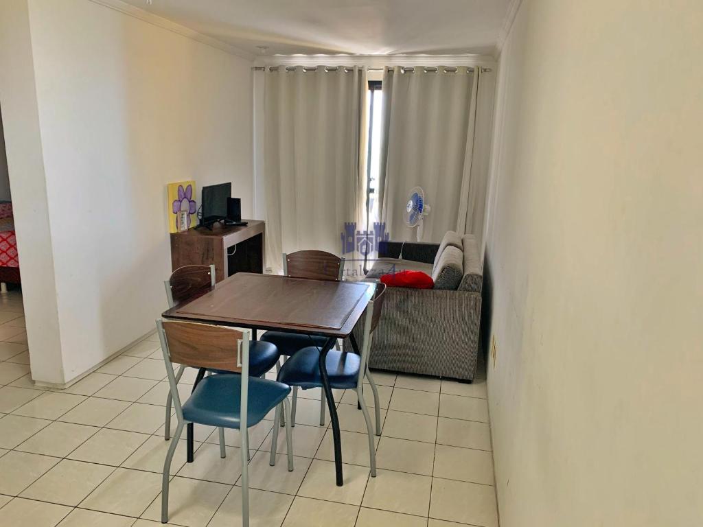  Apartamento com 2 quartos e vista para o mar